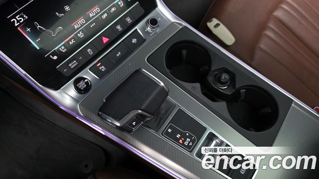 Audi A6 2023 — photo 12
