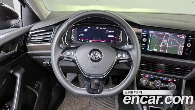 Volkswagen Jetta 2021 — photo 19