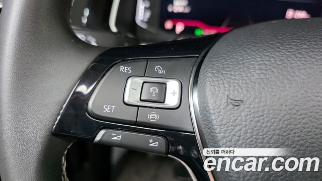 Volkswagen Jetta 2021 — photo 29