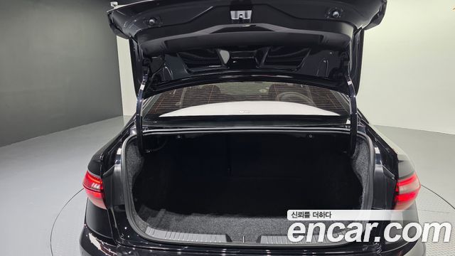 Volkswagen Jetta 2021 — photo 34