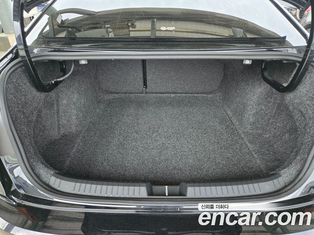 Volkswagen Jetta 2021 — photo 35