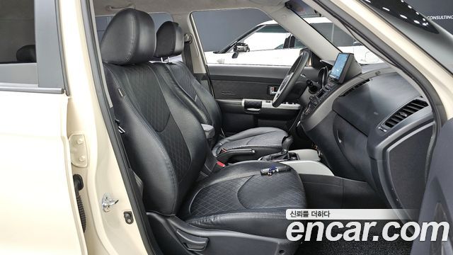 Kia Soul 2012 — photo 12