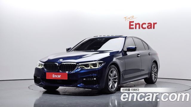 BMW 5-Series 2017 — photo 1