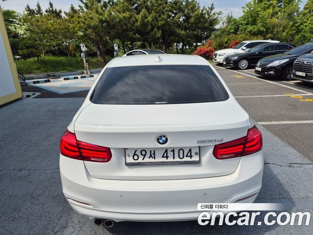 BMW 3-Series 2017 — photo 5