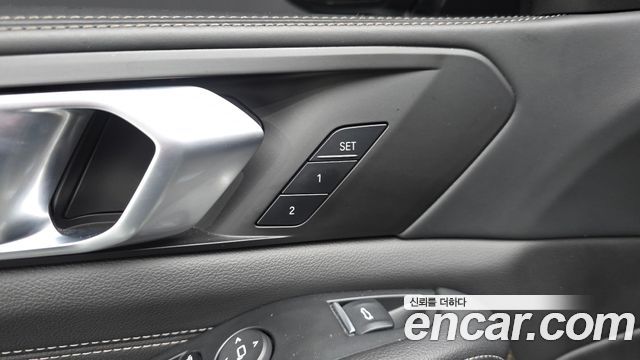 BMW X5 2022 — photo 24