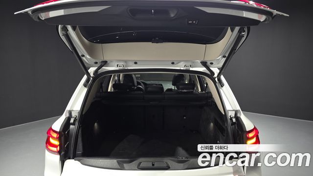 BMW X5 2022 — photo 26