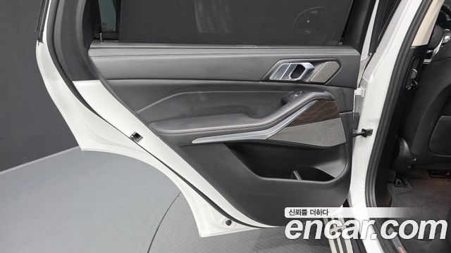 BMW X5 2022 — photo 15