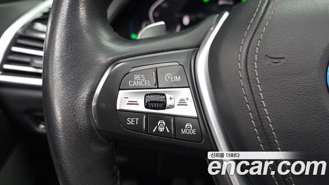 BMW X5 2022 — photo 16