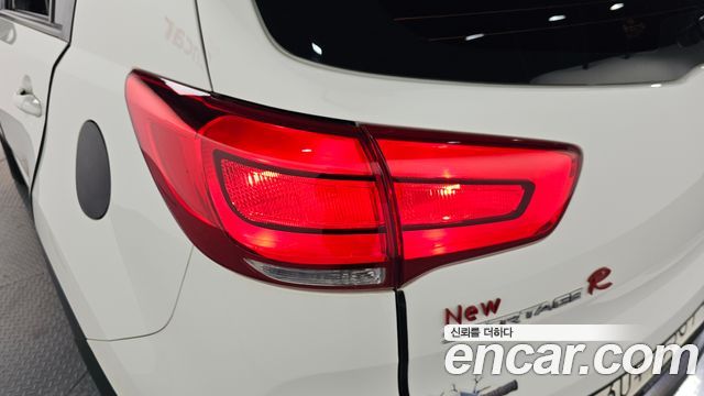 Kia Sportage 2014 — photo 9