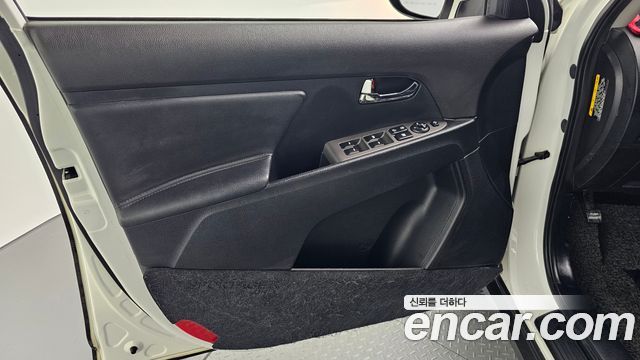 Kia Sportage 2014 — photo 14