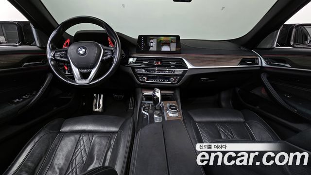 BMW 5-Series 2017 — photo 7