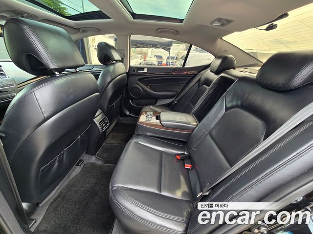 Kia K7 2016 — photo 11
