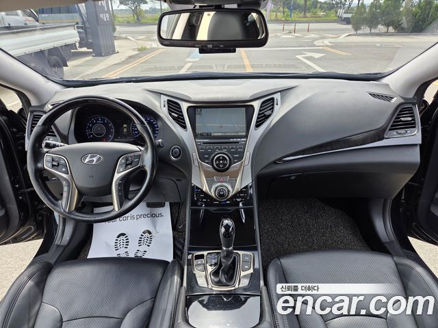 Hyundai Grandeur 2011 — photo 7