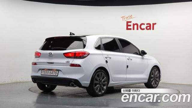 Hyundai i30 2018 — photo 2