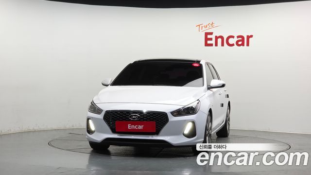 Hyundai i30 2018 — photo 3
