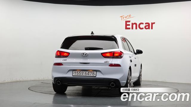 Hyundai i30 2018 — photo 4
