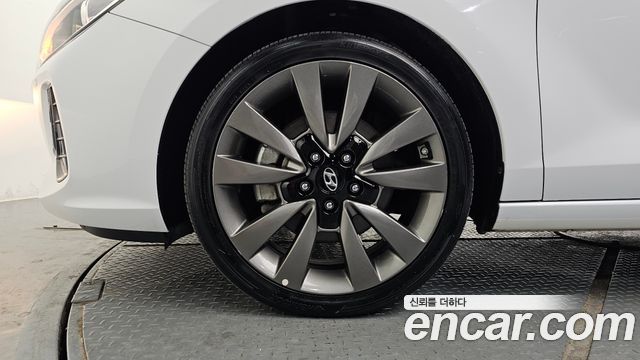 Hyundai i30 2018 — photo 5
