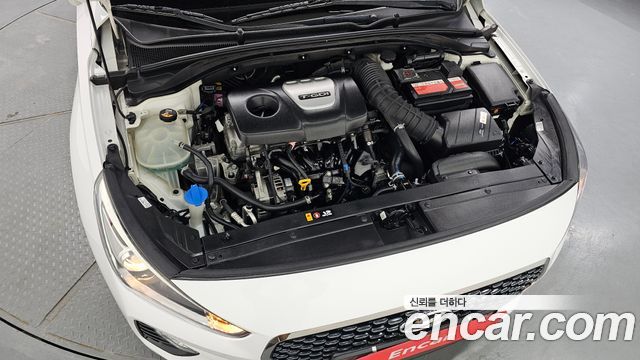Hyundai i30 2018 — photo 6