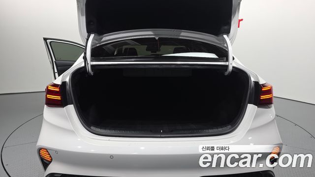 Kia K3 2024 — photo 26