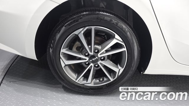 Kia K3 2024 — photo 7