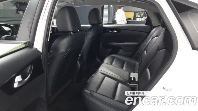 Kia K3 2024 — photo 16