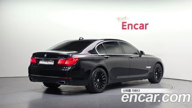 BMW 7-Series 2013 — photo 2