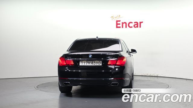 BMW 7-Series 2013 — photo 4
