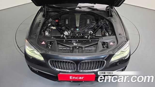BMW 7-Series 2013 — photo 6