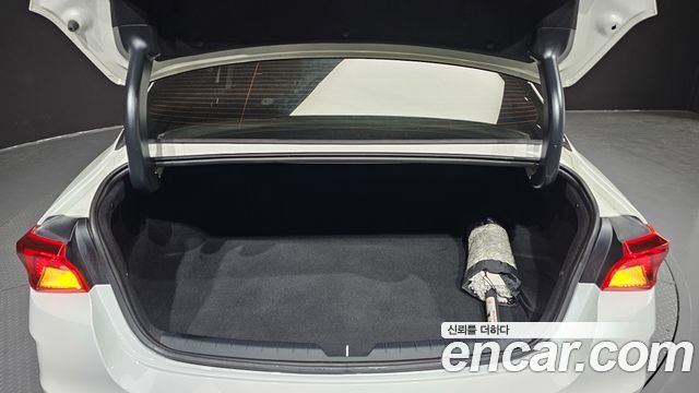Kia K5 2021 — photo 24