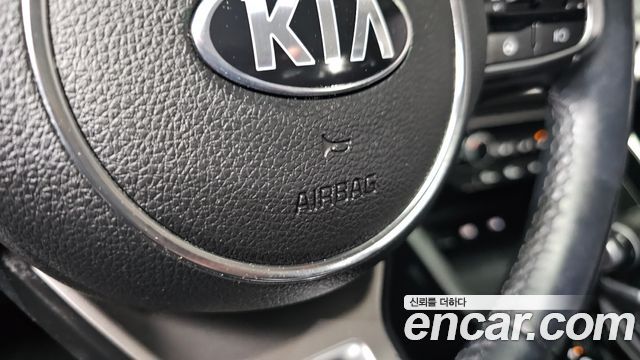 Kia K5 2021 — photo 29