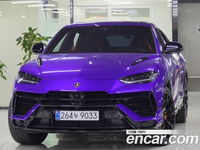 Lamborghini Urus 2024 — photo 1