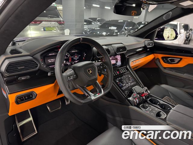 Lamborghini Urus 2024 — photo 4