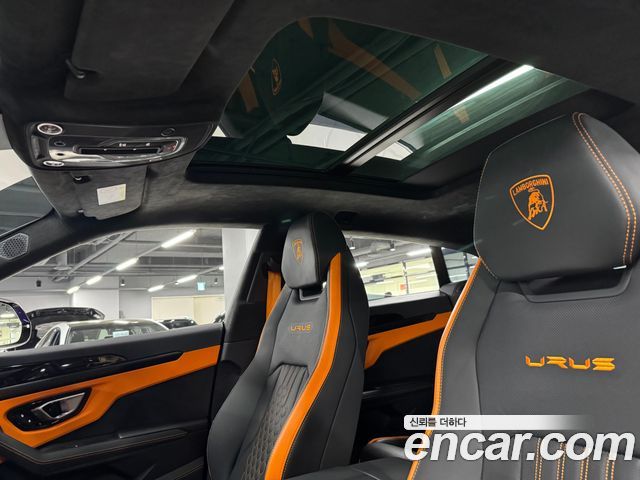 Lamborghini Urus 2024 — photo 12