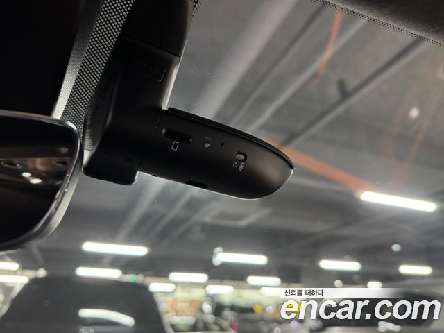 Lamborghini Urus 2024 — photo 17