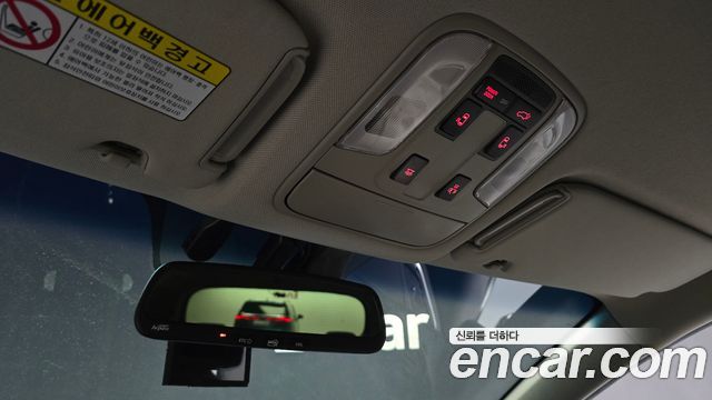 Kia Canival 2018 — photo 27