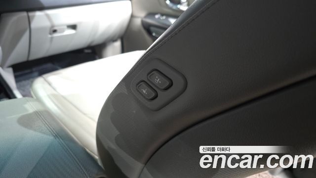 Kia Canival 2018 — photo 30