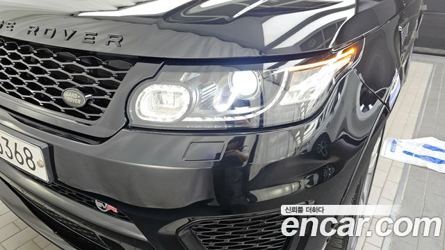 Land Rover Range Rover Sport 2017 — photo 8