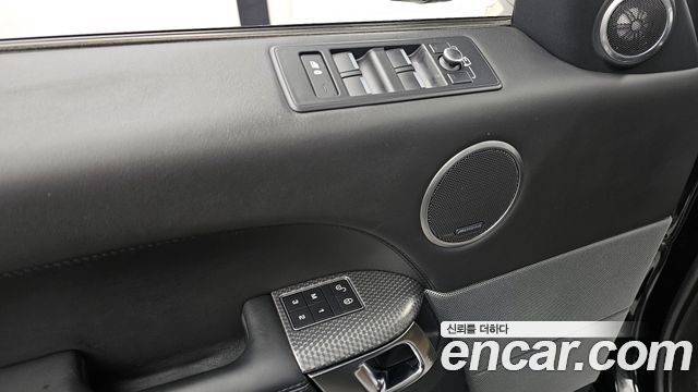 Land Rover Range Rover Sport 2017 — photo 34
