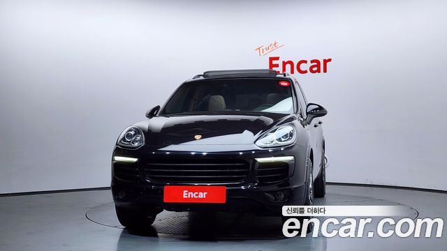 Porsche Cayenne 2017 — photo 3