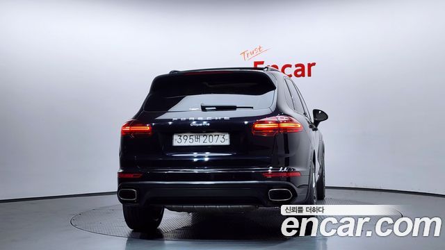 Porsche Cayenne 2017 — photo 4