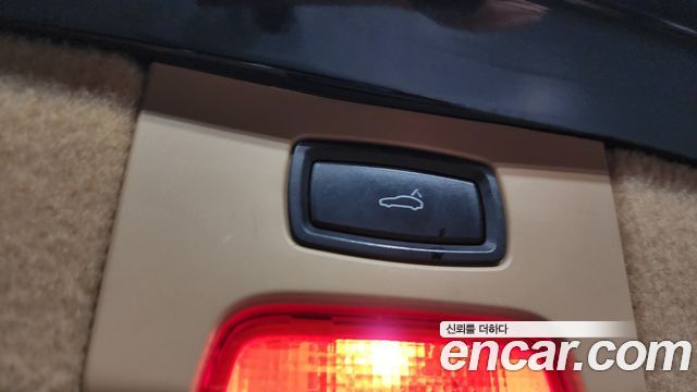 Porsche Cayenne 2017 — photo 16