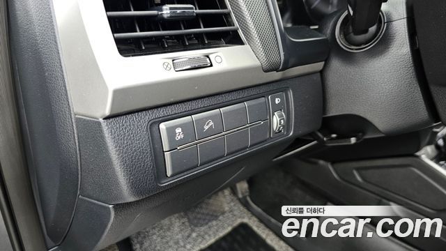 KG Mobility Rexton 2019 — photo 20