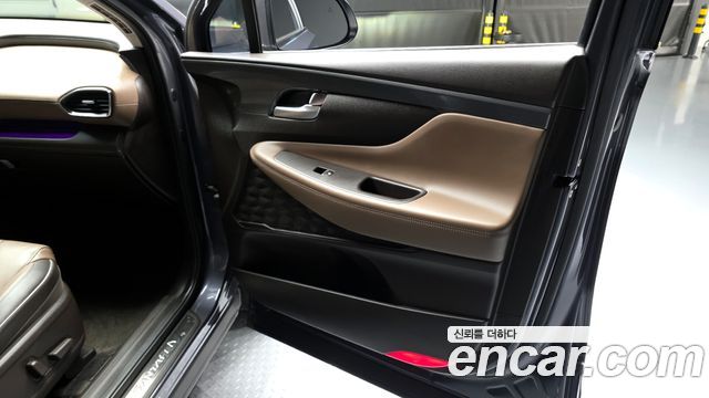 Hyundai Santafe 2021 — photo 14