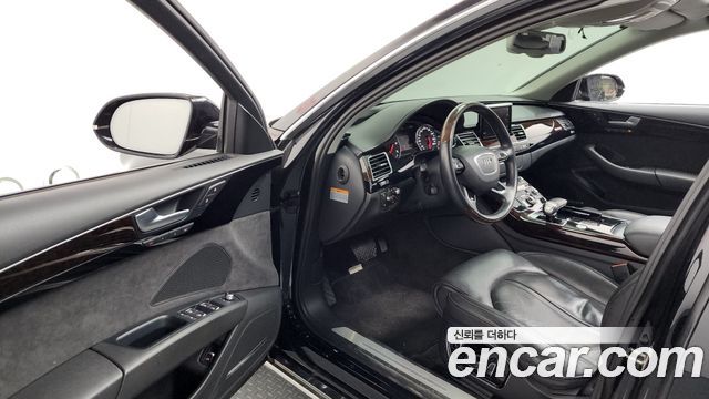 Audi A8 2015 — photo 10