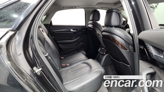 Audi A8 2015 — photo 11
