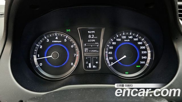 Hyundai Grandeur 2012 — photo 11