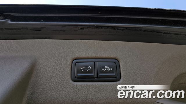 Kia Canival 2023 — photo 16