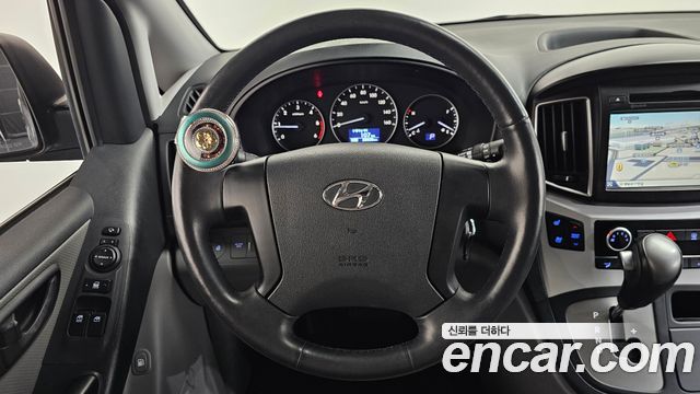 Hyundai Starex 2018 — photo 19