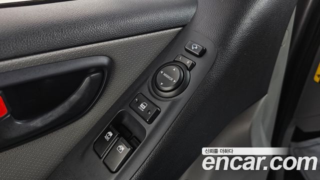 Hyundai Starex 2018 — photo 34