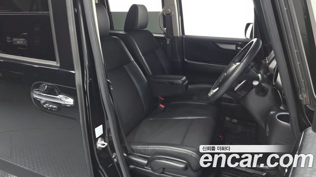 Honda N-BOX 2016 — photo 10